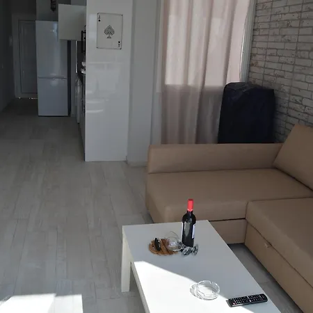 Apartamento Studio In San Eugenio *